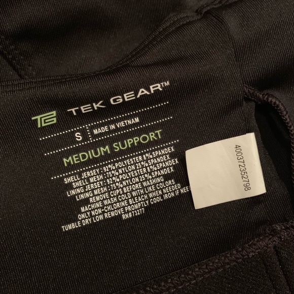 New! Tek Gear® Adjustable Medium-Impact Sports Bra - Picture 5 of 7
